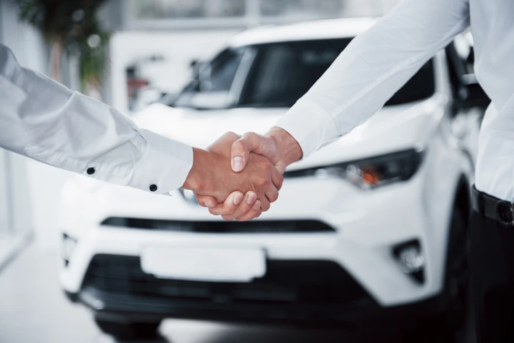 Mercato auto Europa, immatricolazioni in crescita ad agosto 2025. Salgono le elettriche