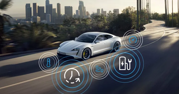 Porsche Taycan 2021: novità per la ricarica e gli acquisti in-car con gli optional OTA