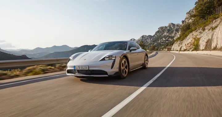 Porsche, nuova joint venture per produrre celle per auto ad altissime prestazioni