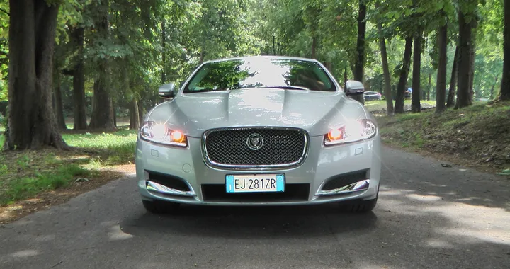 Jaguar XF 2.2 D: in Test qui su HDmagazine.it