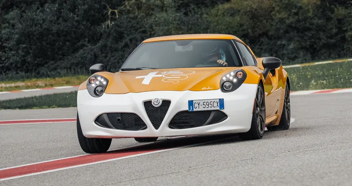 Alfa Romeo 4C Collezione GT Larini: una serie speciale unica, solo 3 esemplari