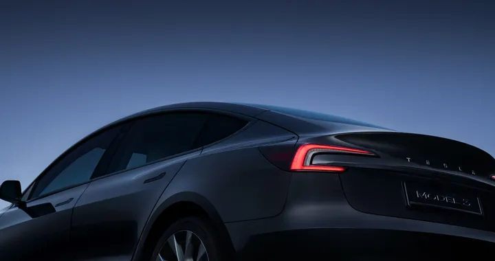 Tesla Model 3 Highland, ancora nuove immagini della Performance