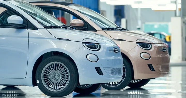 Fiat 500 elettrica, ecco come nasce a Mirafiori