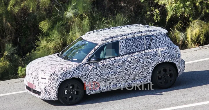 Renault 4, debutto al Salone di Parigi. Novità anche per Dacia ed Alpine
