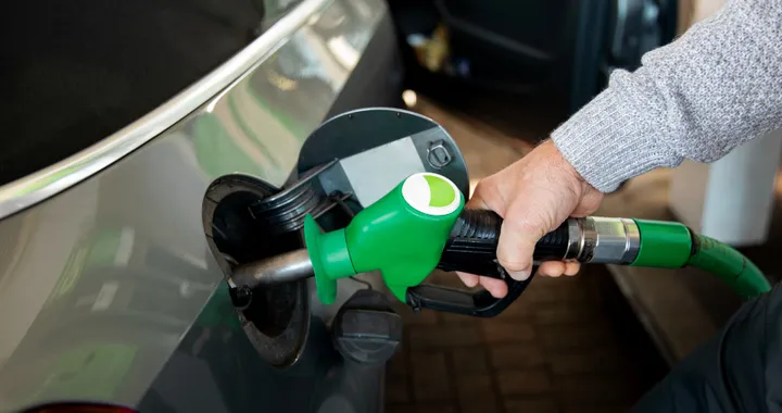 Se si sbaglia rifornimento, questo strumento può salvare l'auto (e il portafoglio) Se si sbaglia rifornimento, questo strumento può salvare l'auto (e il portafoglio)