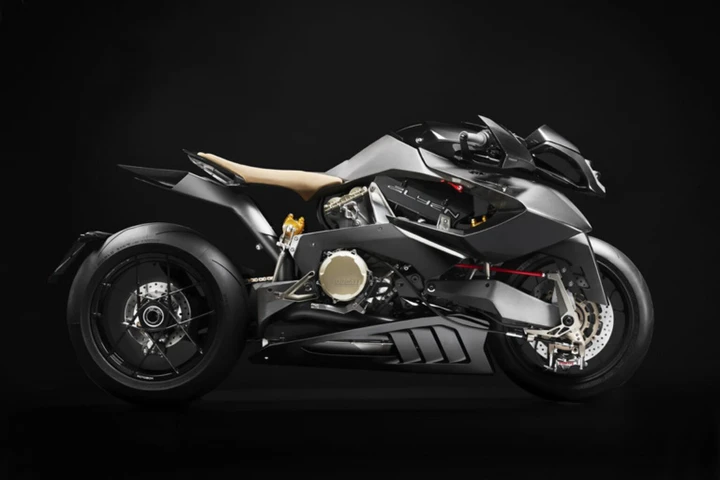 Vyrus Alyen 988m l'hyperbike da 200 CV che 