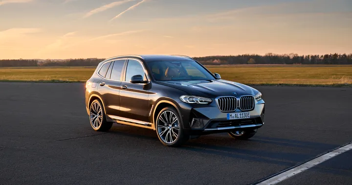 BMW X3 e BMW X4, arriva il restyling: tutti i motori sono elettrificati