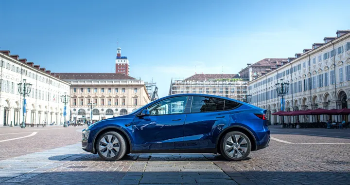 Tesla espande la sua presenza in Italia con due nuovi Tesla Center