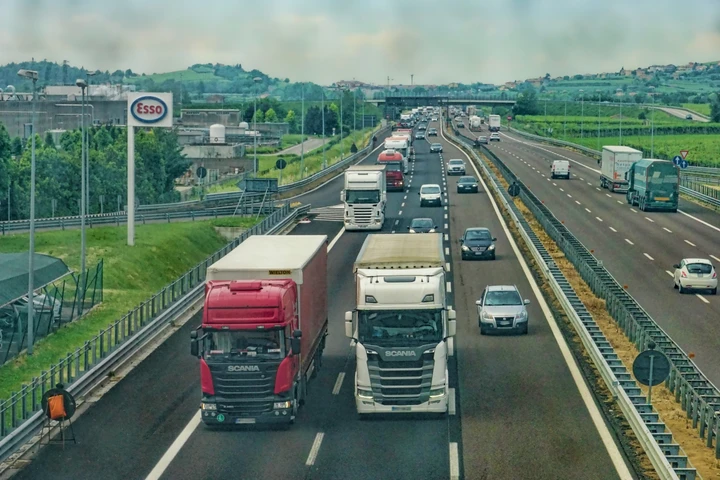 Carburanti, l'autotrasporto verso lo sciopero: ecco quando sarà presa la decisione