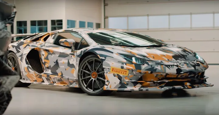 Lamborghini Aventador SVJ, quella con il miglior rapporto potenza/peso | TEASER