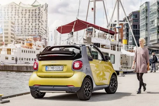 Smart ForTwo Cabrio: prezzo e allestimenti