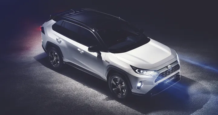 Toyota RAV4: stile &quot;americano&quot; per il nuovo SUV