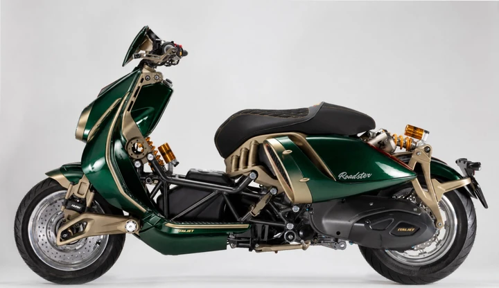 Italjet Roadster 400 Founders Edition, anima ribelle in tiratura limitata