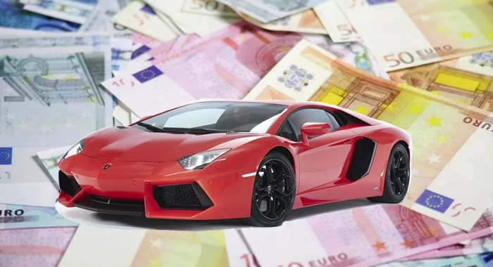 Superbollo, ma non doveva essere eliminato? Ancora nessuna novità