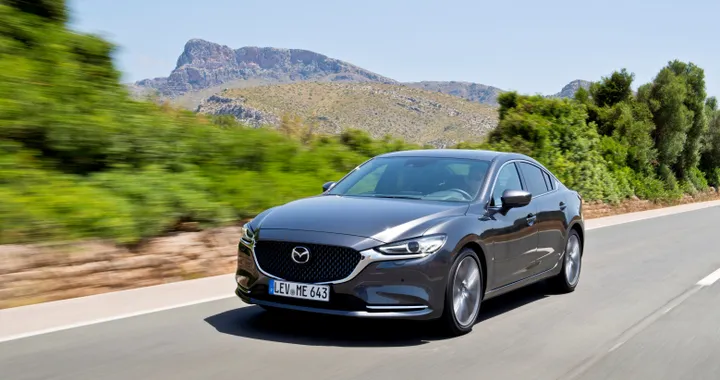 Mazda 6, la prossima generazione avrà un 6 cilindri ibrido Skyactiv-X | Arriva nel 2022