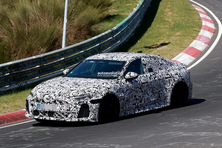 Audi conferma, la nuova RS5 Plug-In Hybrid sta arrivando