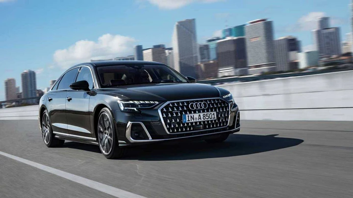 Audi A8, addio o arrivederci? Il futuro dell'ammiraglia e l'arrivo della Q9