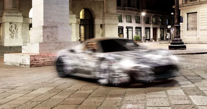 Maserati MC20: iniziano i test su strada | Immagini