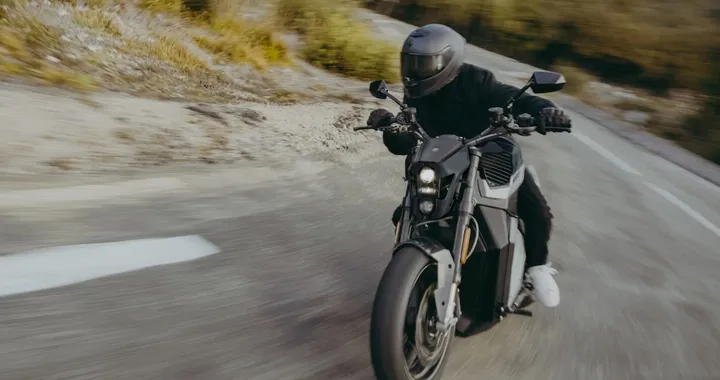 Verge Motorcycles, nuova moto elettrica in edizione limitata firmata Mika Hakkinen