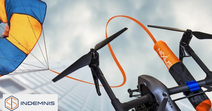 Alcuni droni DJI potranno sorvolare i centri abitati negli USA, ma solo con il paracadute