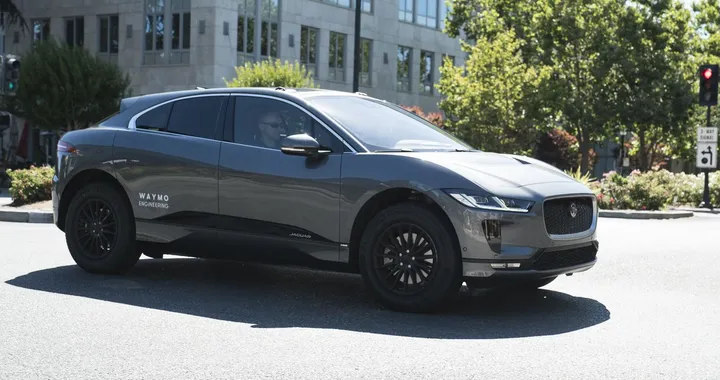 I-PACE Waymo: la Jaguar a guida autonoma di Google muove i primi passi