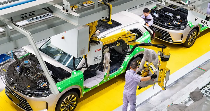 Mercato auto: la Cina domina a livello globale grazie ai veicoli a nuova energia