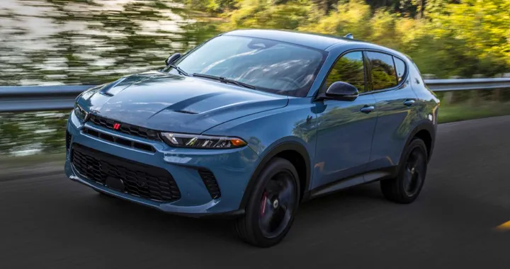 L'Alfa Romeo Tonale sbarca negli USA, ma cambia nome: ecco la Dodge Hornet