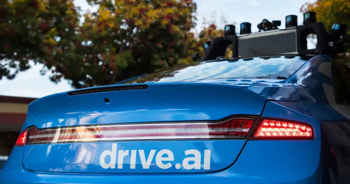 Drive.ai: un monitor sul cruscotto rassicura i passeggeri sulla guida autonoma