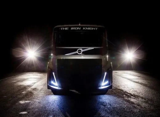 Iron Knight: il truck Volvo per il record di velocità | video