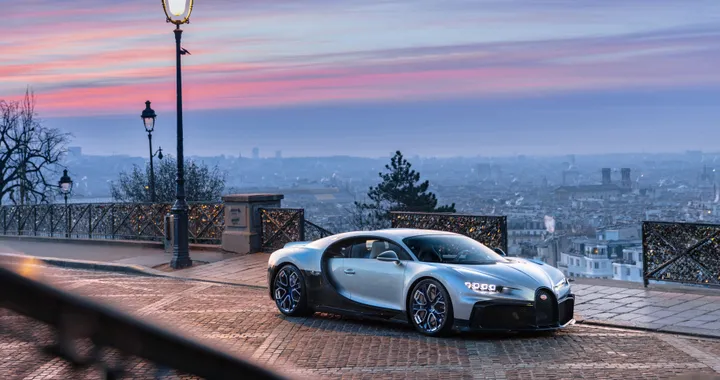 Bugatti Chiron, cifre da capogiro per i fari a LED: su eBay costano quasi 150mila euro