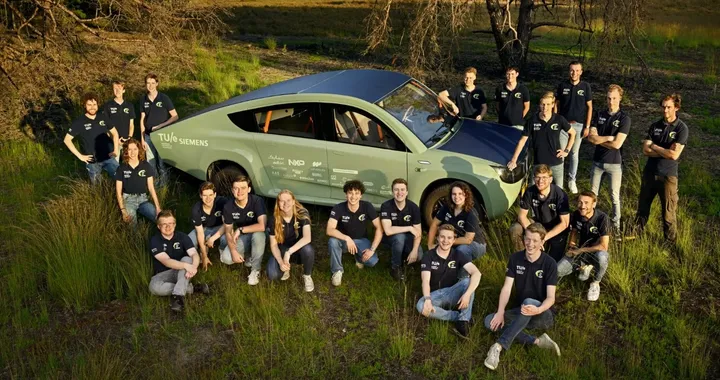Stella Terra, auto con pannelli solari per viaggiare con l'energia del Sole