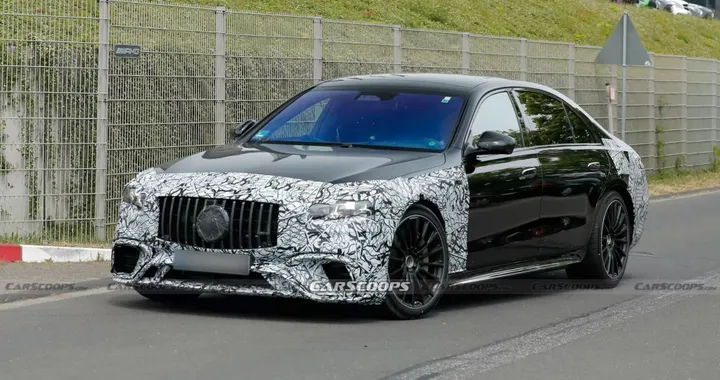 Mercedes S63 AMG: in arrivo il restyling dell'ammiraglia di Stoccarda. Foto spia
