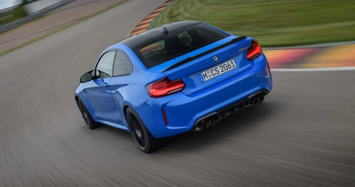 Nuova BMW M2, la sportiva si fa vedere su strada