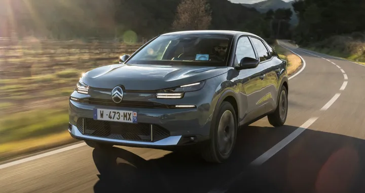 Citroen Unique Days, sconti ed offerte sulla pronta consegna. C4 Hybrid a 19.900 euro