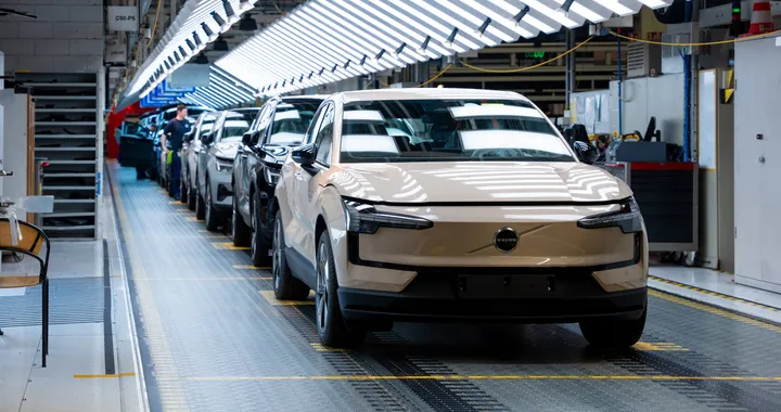 Volvo EX30, via alla produzione in Europa. Made in UE per evitare i dazi