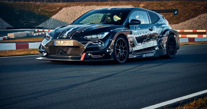 Rolling Lab: come Hyundai sperimenta le innovazioni della serie N