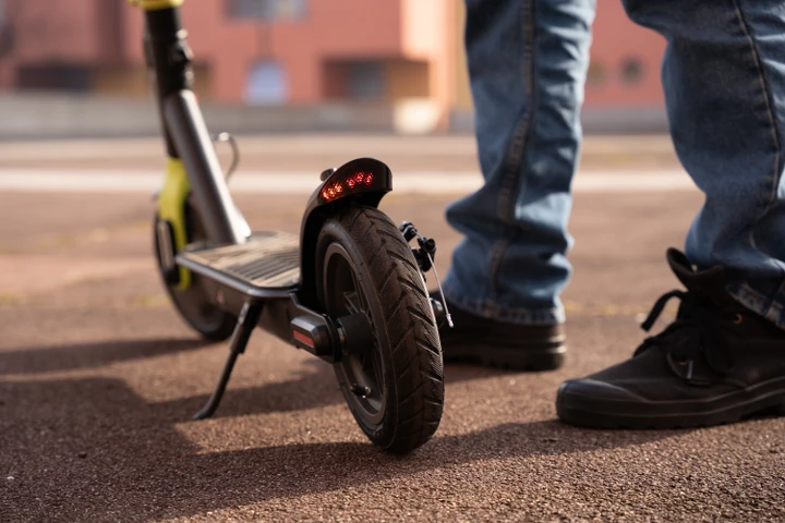 Monopattino Nilox M1: è un buon compagno di spostamenti in città?
