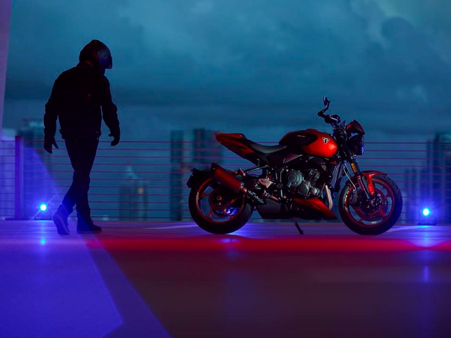 Triumph Trident 800, la naked tre cilindri sta arrivando in Italia