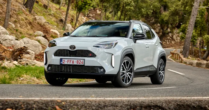 Toyota, ad ottobre primo marchio in Italia per vendite ai privati: continuano gli incentivi a novembre