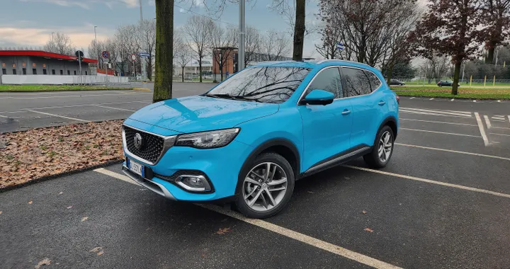 MG HS benzina 1.5T GDI: costa poco, ma ha tanti limiti da digerire | Recensione