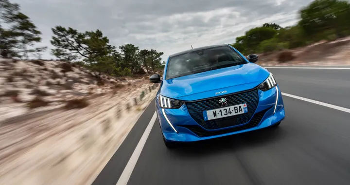 Peugeot, entro il 2030 tutti i modelli venduti in Europa saranno elettrici