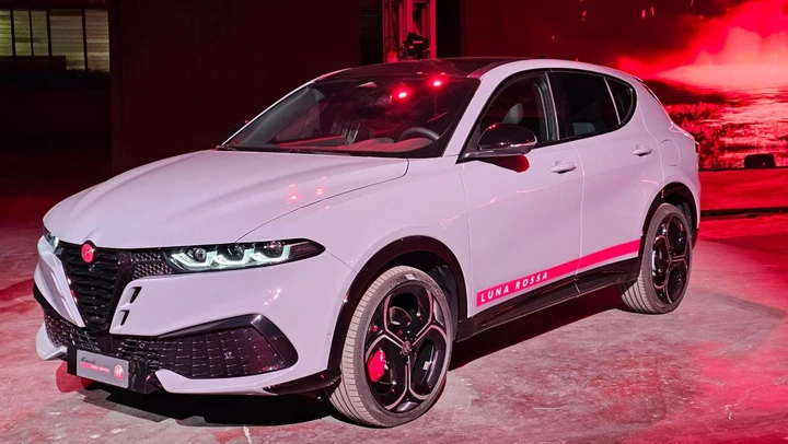 Edizione Luna Rossa: Alfa Romeo associa tutta la gamma all'orgoglio italiano