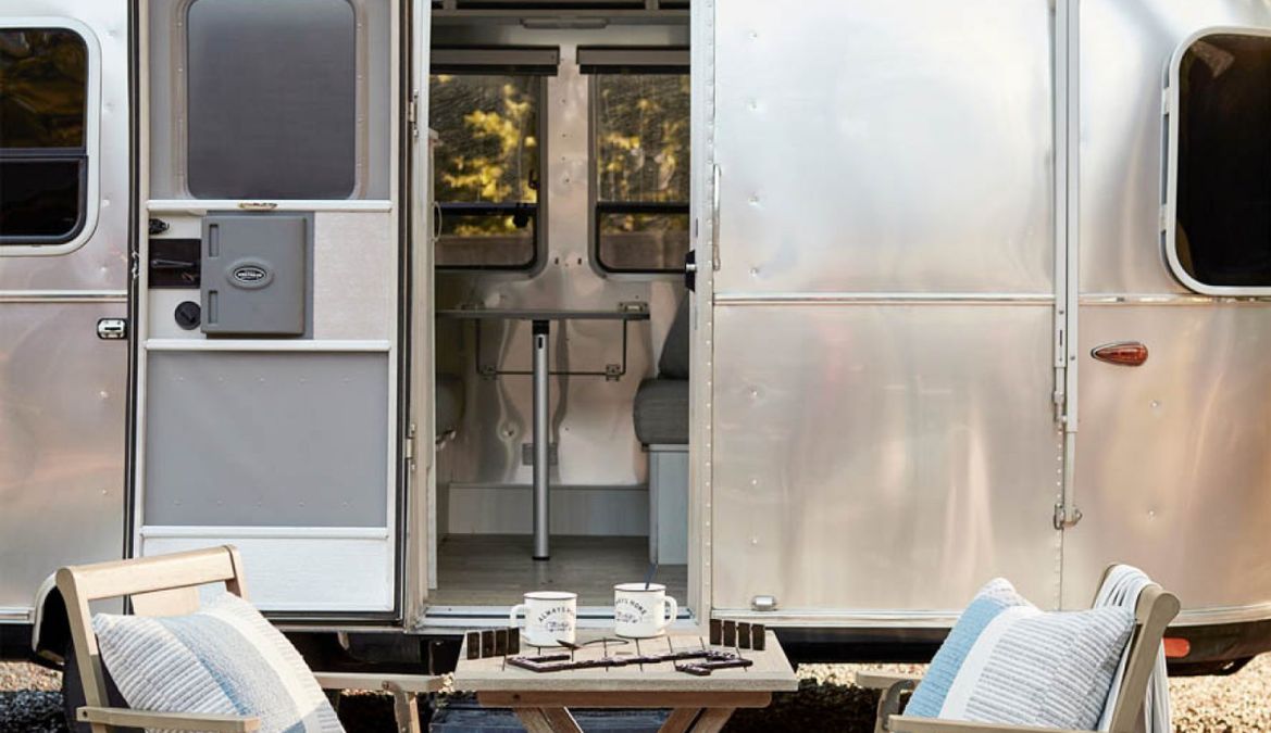 Anteprima: Elon Musk vive in un’Airstream? Tra narrazione e realtà