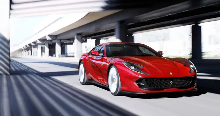 Ferrari 812 Superfast: la variante più estrema si chiamerà Versione Speciale