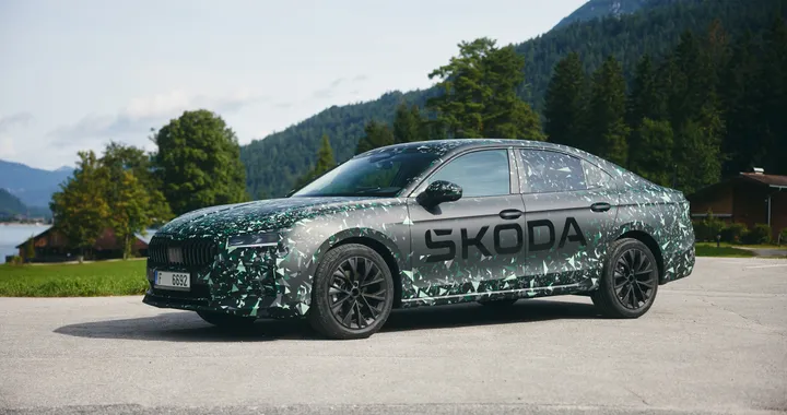 Skoda Superb, nuovi dettagli ed immagini della quarta generazione della berlina