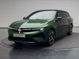 Opel Astra 2026: l'abbiamo vista dal vivo, in cosa è cambiata? | Video