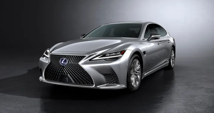 Lexus LS: il restyling porta maggiore comfort e tecnologia