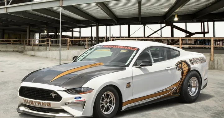 Ford Mustang Cobra Jet: il mostro da drag race ritorna dopo 50 anni