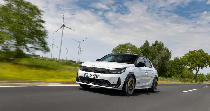 Opel rilancia la sigla GSE: la nuova Corsa elettrica parte da 39.900 euro