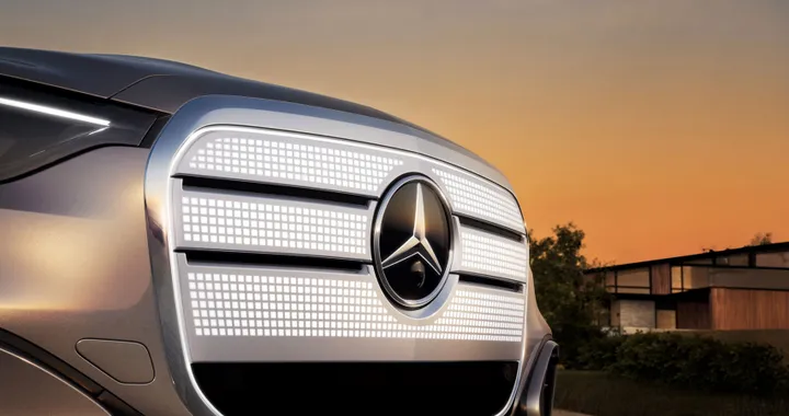 Nuova Mercedes GLC elettrica: griglia illuminata e rivoluzione di stile